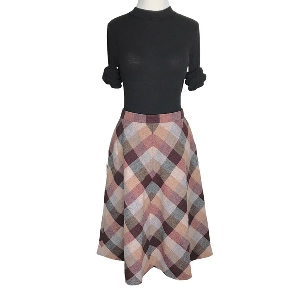 Vintage Wool Plaid A Line Skirt with Pockets Size Medium - Picture 1 of 11